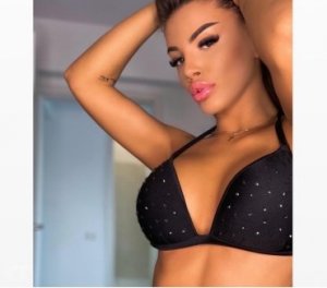 Analine independent escorts in South Queensferry, UK